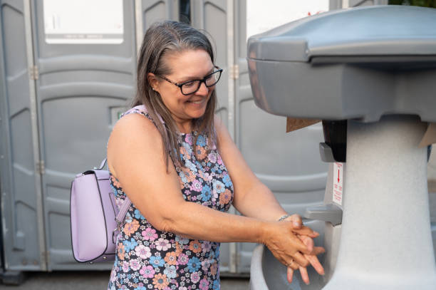Best Porta potty rental for parties  in Rolla, ND